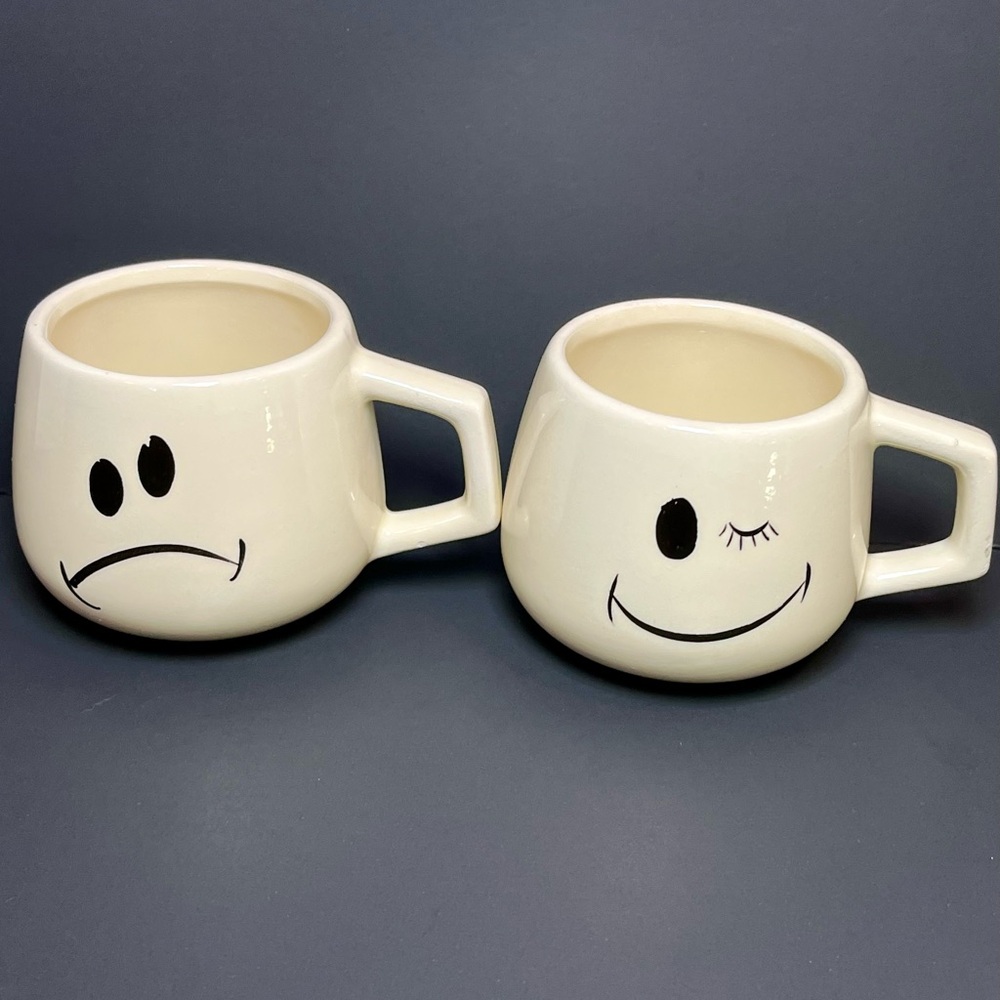 Vintage Two Holiday Designs USA Coffee Mug Winking Face,Frowning Face Novelty